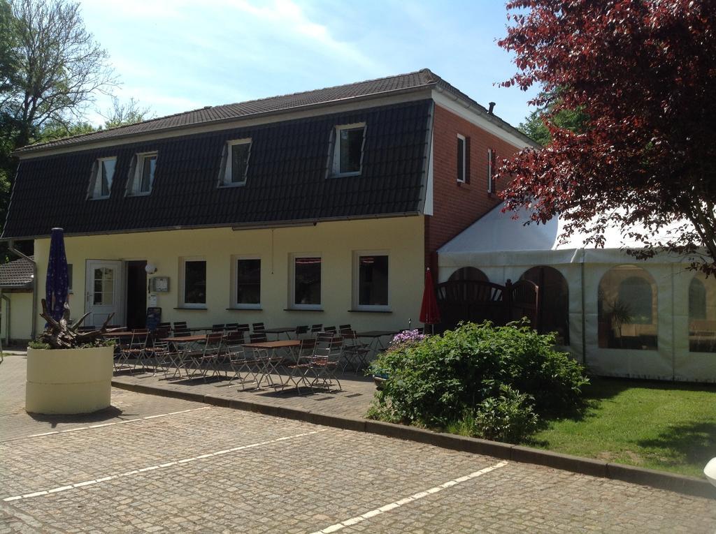 Pension "Am Brunnen" Parchim Bagian luar foto
