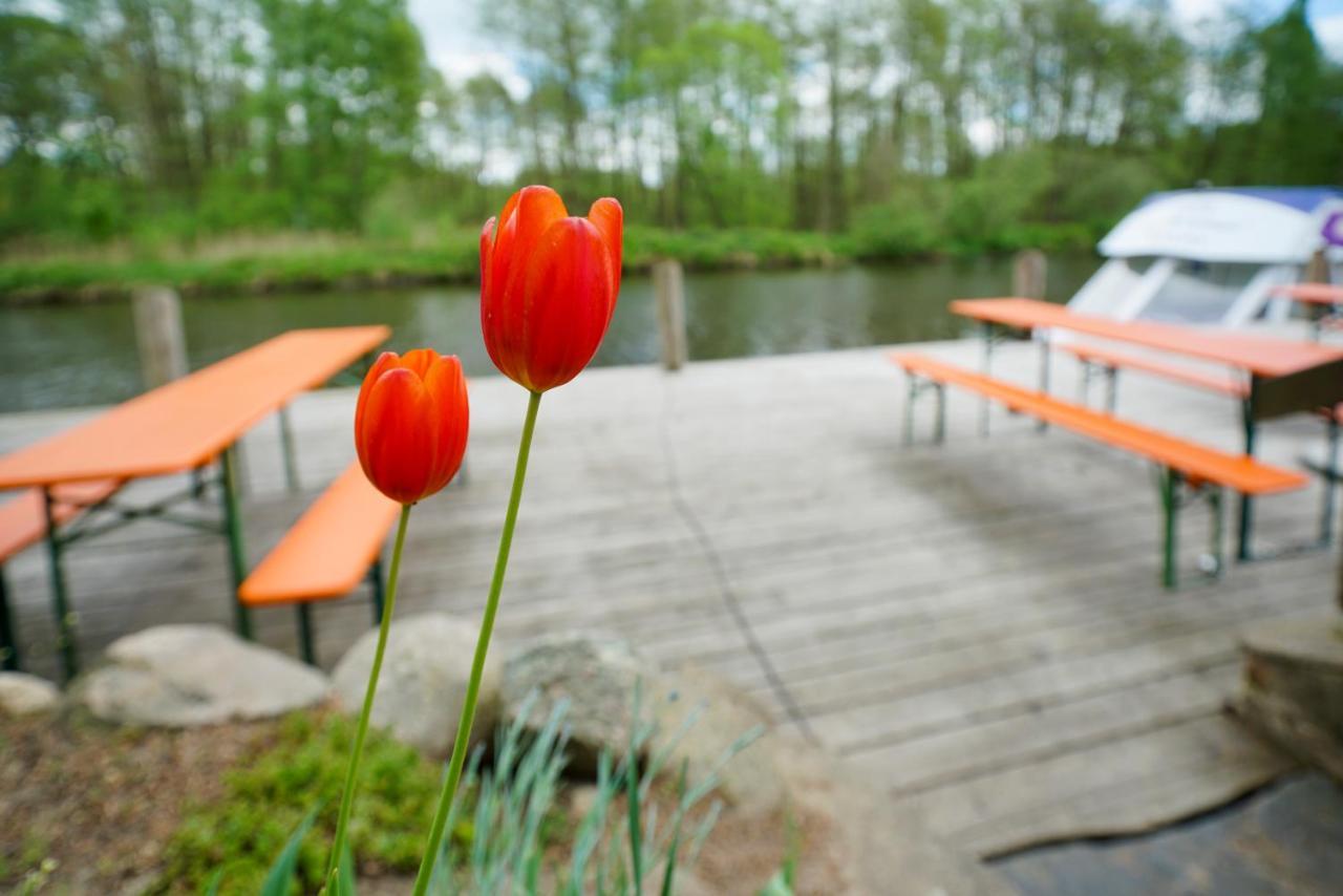 Pension "Am Brunnen" Parchim Bagian luar foto